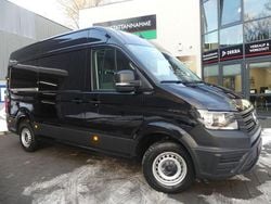 Deep black perleffek (metallic) Gebraucht 2025 VW Crafter Van | 43.799 € (Guter Preis)