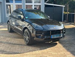 Schwarz Gebraucht 2019 Porsche Macan Sport SUV | 51.000 € (Etwas zu teuer)