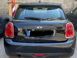 Schwarz Gebraucht 2015 Mini ONE Hatch Kleinwagen | 10.900 € (Teuer)