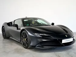 Schwarz Gebraucht 2022 Ferrari SF90 | 399.000 €