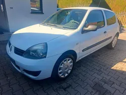 Weiß Gebraucht 2007 Renault Clio II Campus Kleinwagen | 599 € (Guter Preis)