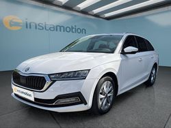 Weiß Gebraucht 2023 Skoda Octavia Kombi | 25.499 € (Fairer Preis)