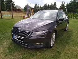 Schwarz Gebraucht 2015 Skoda Superb Style Kombi | 14.000 € (Fairer Preis)