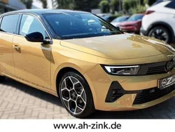 Gelb Gebraucht 2023 Opel Astra GS Line Limousine | 24.000 € (Etwas zu teuer)