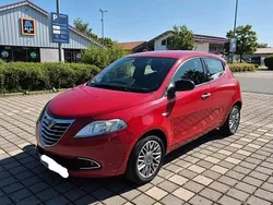Rot Gebraucht 2013 Lancia Ypsilon Kleinwagen | 4.300 €