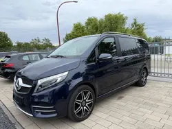 Blau Gebraucht 2020 Mercedes V300 Exclusive Van / Kleinbus | 52.300 € (Fairer Preis)