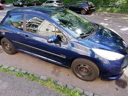 Blau Gebraucht 2008 Peugeot 207 Urban Move Kleinwagen | 2.900 € (Fairer Preis)