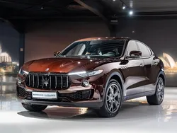 Braun Gebraucht 2019 Maserati Levante SUV | 38.980 €