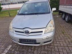 Grau Gebraucht 2006 Toyota Corolla Verso Executive Van / Kleinbus | 2.500 € (Fairer Preis)