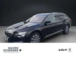 Schwarzmagic perleffekt (metallic) Gebraucht 2022 Skoda Superb Style Kombi | 23.950 € (Guter Preis)