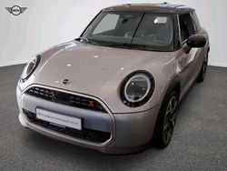 Grau Gebraucht 2024 Mini Cooper S Favoured Kleinwagen | 32.681 € (Teuer)