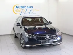 Blau Gebraucht 2022 Mercedes E220 Exclusive Limousine | 34.990 € (Fairer Preis)