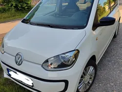 Weiß Gebraucht 2014 VW up! Kleinwagen | 5.000 € (Guter Preis)