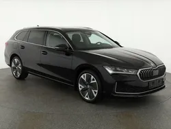 Schwarz Gebraucht 2024 Skoda Superb Selection Kombi | 41.495 € (Guter Preis)