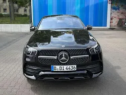 Schwarz Gebraucht 2023 Mercedes GLE400 AMG line SUV | 82.900 € (Etwas zu teuer)