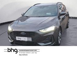 Grau Gebraucht 2024 Ford Focus ST-Line Kombi | 22.860 € (Guter Preis)