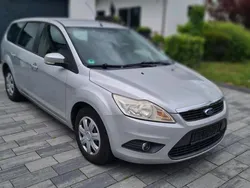 Silber Gebraucht 2009 Ford Focus Kombi | 1.700 € (Guter Preis)