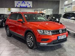 Rot Gebraucht 2017 VW Tiguan Sound SUV | 17.900 € (Fairer Preis)