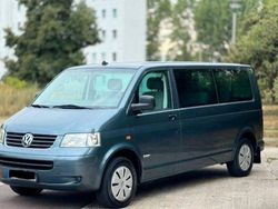 Grau Gebraucht 2006 VW T5 Van | 6.350 € (Fairer Preis)