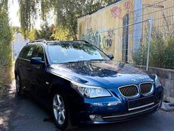 Blau Gebraucht 2009 BMW 523 Kombi | 5.490 €