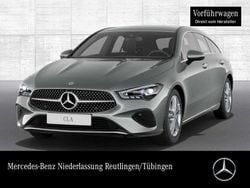 Grau Gebraucht 2024 Mercedes CLA200 Progressive Limousine | 34.990 € (Fairer Preis)