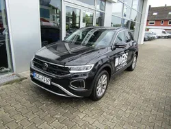 Schwarz Gebraucht 2025 VW T-Roc Life SUV | 31.950 € (Superpreis)