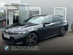 Schwarz Gebraucht 2024 BMW 330 M Sport Kombi | 49.980 € (Fairer Preis)