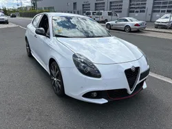 Weiß Gebraucht 2016 Alfa Romeo Giulietta Veloce Kleinwagen | 11.000 € (Superpreis)