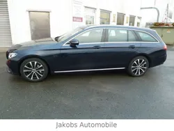 Blau Gebraucht 2019 Mercedes E300 Avantgarde Kombi | 22.900 € (Fairer Preis)