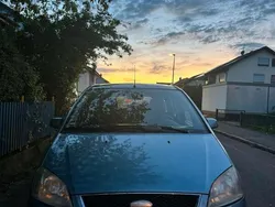 Blau Gebraucht 2004 Ford C-MAX Trend Van / Kleinbus | 550 € (Guter Preis)