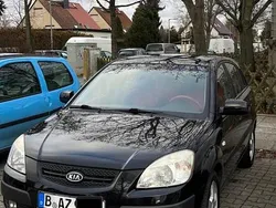 Gebraucht 2006 Kia Rio Kombi | 2.750 €