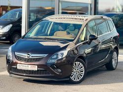 Braun Gebraucht 2013 Opel Zafira Tourer Van / Kleinbus | 10.500 € (Fairer Preis)