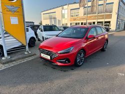 Rot Neu 2024 Hyundai i30 Trend Kombi | 25.900 € (Etwas zu teuer)
