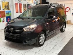 Grau Gebraucht 2019 Dacia Dokker Essentiel Van / Kleinbus | 13.990 € (Fairer Preis)