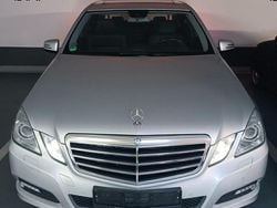 Silber Gebraucht 2009 Mercedes E350 Avantgarde Limousine | 15.990 € (Fairer Preis)