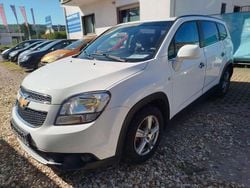 Schneeweiss/summitwhite/arctic Gebraucht 2011 Chevrolet Orlando LTZ Van / Kleinbus | 6.499 € (Fairer Preis)