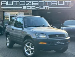 Grau Gebraucht 1995 Toyota RAV4 SUV | 4.471 €