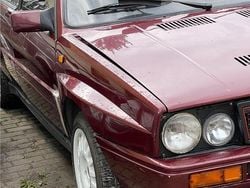 Rot Gebraucht 1988 Lancia Delta Kleinwagen | 17.999 €
