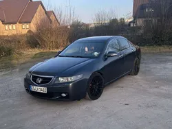 Grau Gebraucht 2004 Honda Accord Comfort Limousine | 3.500 € (Teuer)