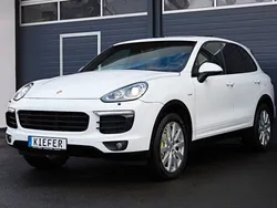 Weiß Gebraucht 2016 Porsche Cayenne S E-Hybrid SUV | 28.450 € (Superpreis)
