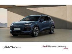Blau (plasmablau metallic) Gebraucht 2025 Audi Q6 e-tron Performance SUV | 60.451 € (Guter Preis)