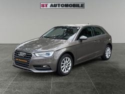 Grau Gebraucht 2016 Audi A3 Kombi | 12.750 € (Superpreis)