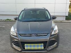 Grau Gebraucht 2015 Ford Kuga Titanium SUV | 12.600 € (Etwas zu teuer)