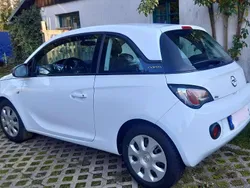 Weiß Gebraucht 2013 Opel Adam Kleinwagen | 5.800 € (Fairer Preis)