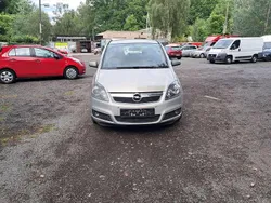 Silber Gebraucht 2006 Opel Zafira Van / Kleinbus | 1.200 € (Superpreis)