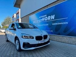 Weiß Gebraucht 2020 BMW 218 Active Tourer Advantage Van / Kleinbus | 19.900 € (Etwas zu teuer)