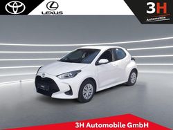 Weiß Neu 2025 Toyota Yaris Hybrid Business Edition Limousine | 24.990 € (Fairer Preis)