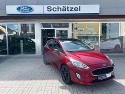 Rot Gebraucht 2018 Ford Fiesta Cool & Connect Limousine | 10.900 € (Superpreis)