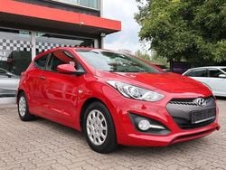 Rot Gebraucht 2013 Hyundai i30 Kleinwagen | 5.900 € (Fairer Preis)