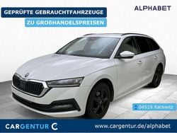 Weiß Gebraucht 2023 Skoda Octavia Ambition Kombi | 18.907 € (Superpreis)